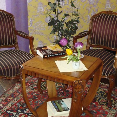 솔리냑 Domaine De La Dame De Lauriere B&B 외부 사진